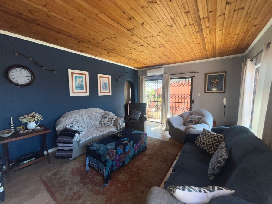 4 Bedroom Property for Sale in Ocean View KwaZulu-Natal