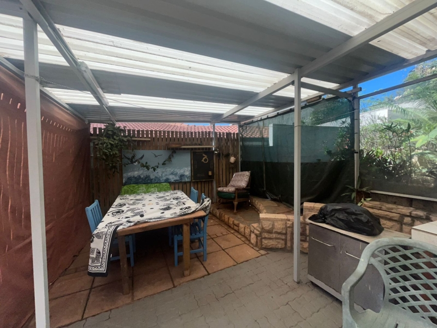 4 Bedroom Property for Sale in Ocean View KwaZulu-Natal