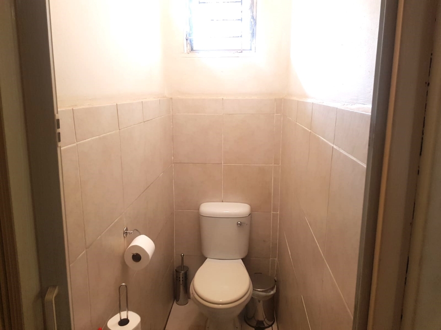 2 Bedroom Property for Sale in Glenwood KwaZulu-Natal