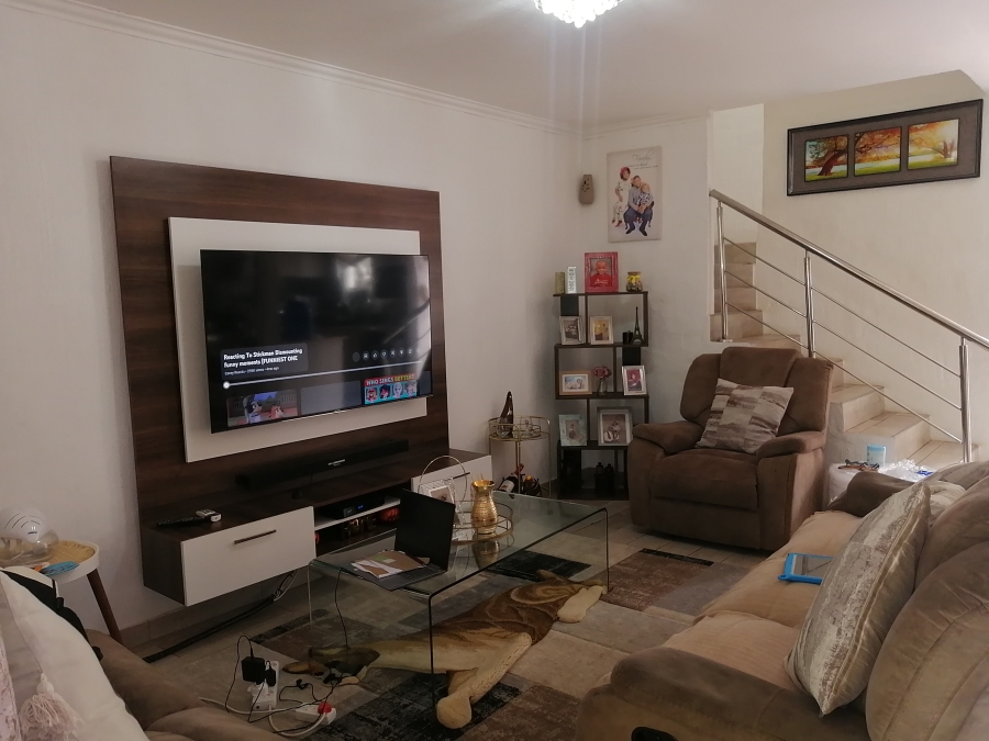 To Let 3 Bedroom Property for Rent in Westridge KwaZulu-Natal