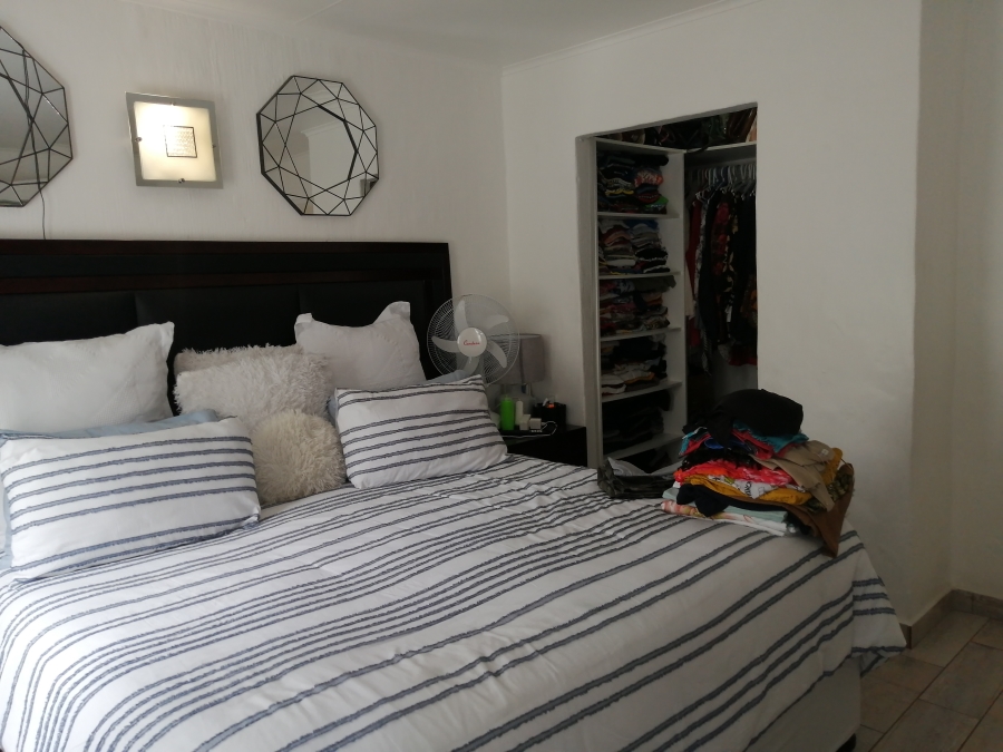 To Let 3 Bedroom Property for Rent in Westridge KwaZulu-Natal