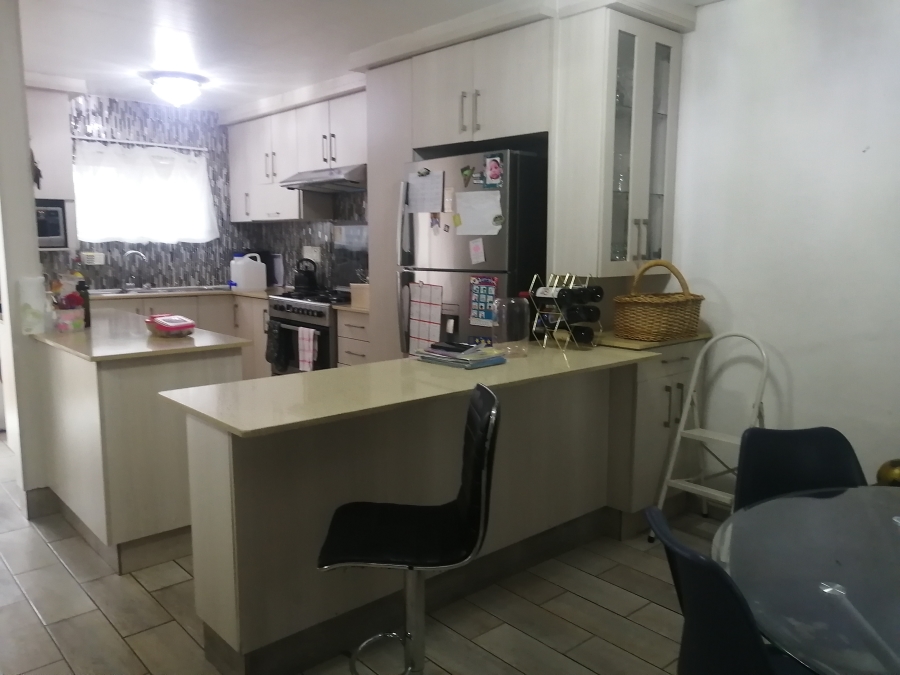 To Let 3 Bedroom Property for Rent in Westridge KwaZulu-Natal