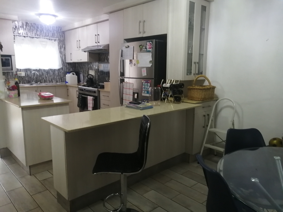 To Let 3 Bedroom Property for Rent in Westridge KwaZulu-Natal