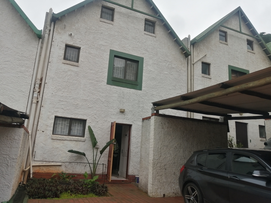 To Let 3 Bedroom Property for Rent in Westridge KwaZulu-Natal