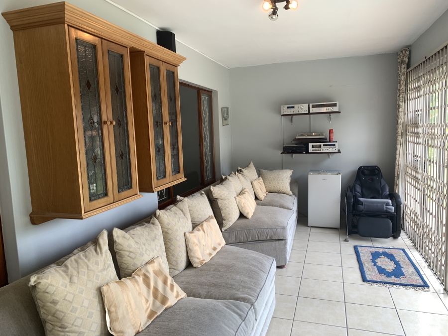 4 Bedroom Property for Sale in Ballitoville KwaZulu-Natal