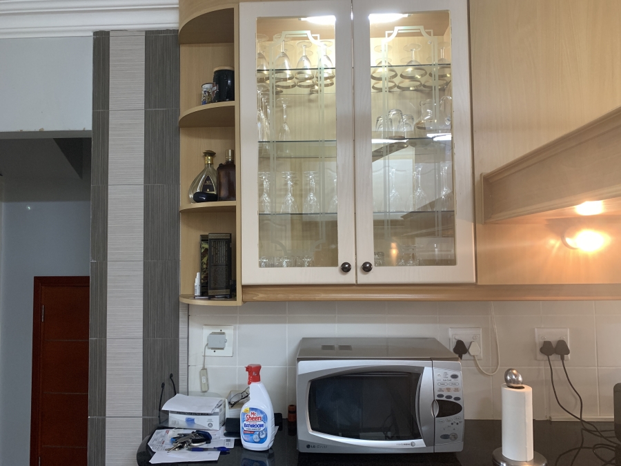 4 Bedroom Property for Sale in Ballitoville KwaZulu-Natal