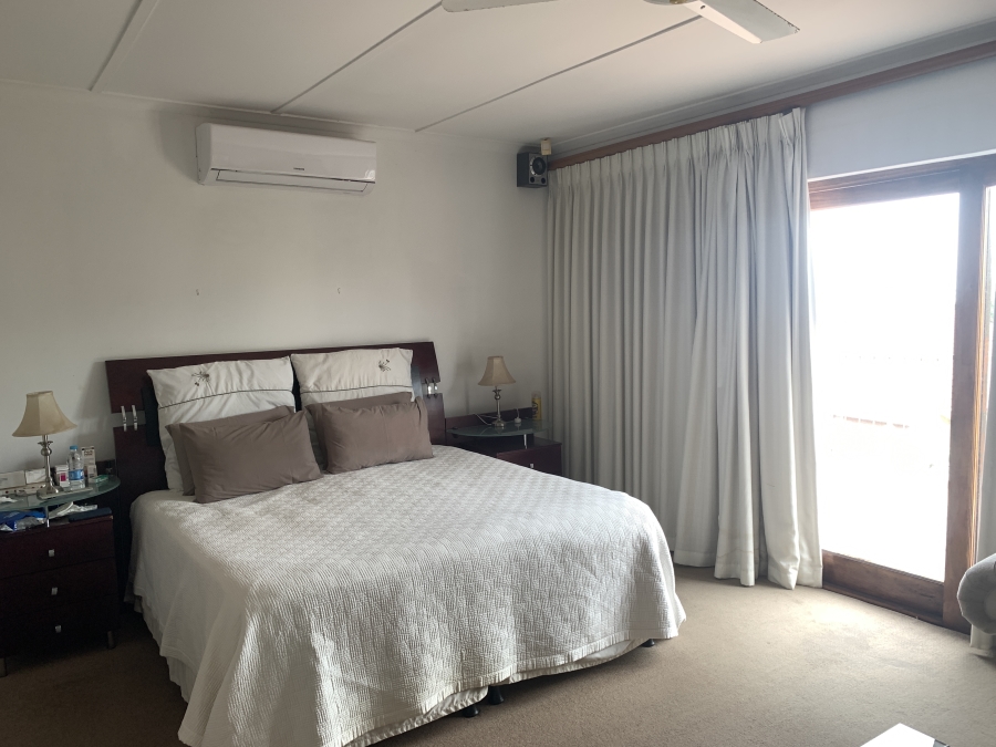 4 Bedroom Property for Sale in Ballitoville KwaZulu-Natal