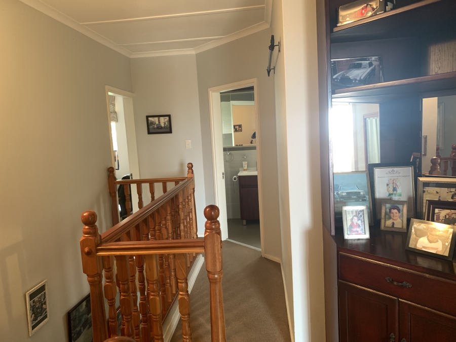 4 Bedroom Property for Sale in Ballitoville KwaZulu-Natal