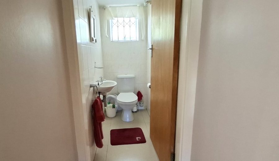 3 Bedroom Property for Sale in Overport KwaZulu-Natal