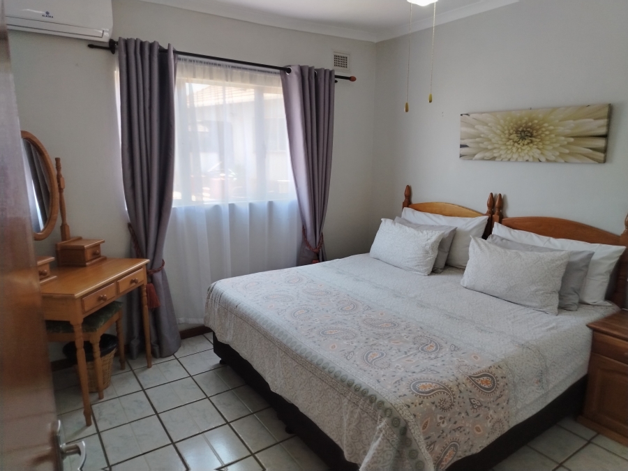 8 Bedroom Property for Sale in Bluff KwaZulu-Natal