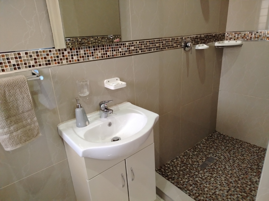 8 Bedroom Property for Sale in Bluff KwaZulu-Natal