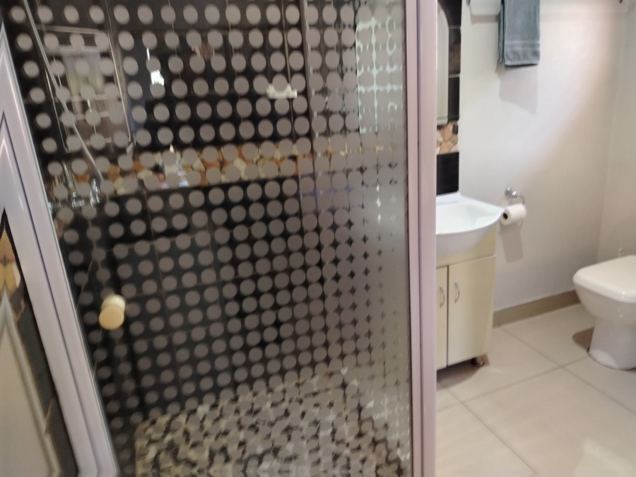 8 Bedroom Property for Sale in Bluff KwaZulu-Natal