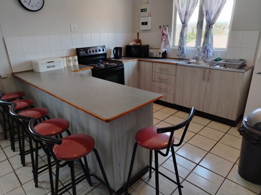 8 Bedroom Property for Sale in Bluff KwaZulu-Natal