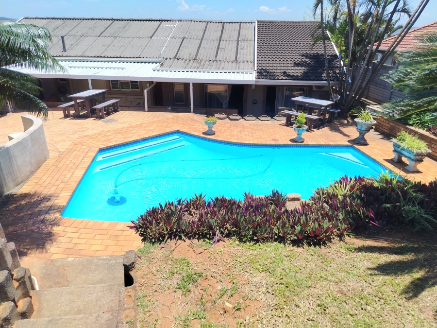 8 Bedroom Property for Sale in Bluff KwaZulu-Natal