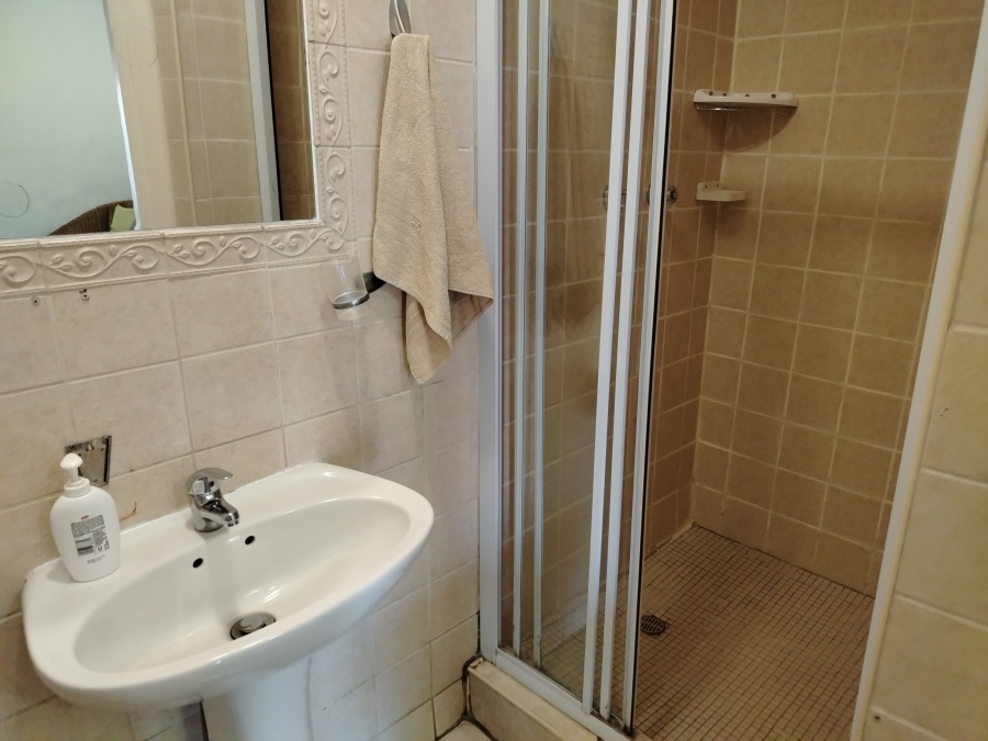 8 Bedroom Property for Sale in Bluff KwaZulu-Natal