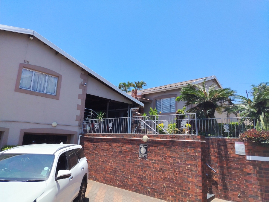 8 Bedroom Property for Sale in Bluff KwaZulu-Natal