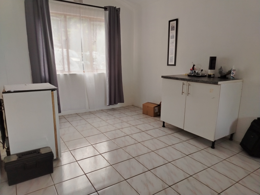 4 Bedroom Property for Sale in Yellowwood Park KwaZulu-Natal