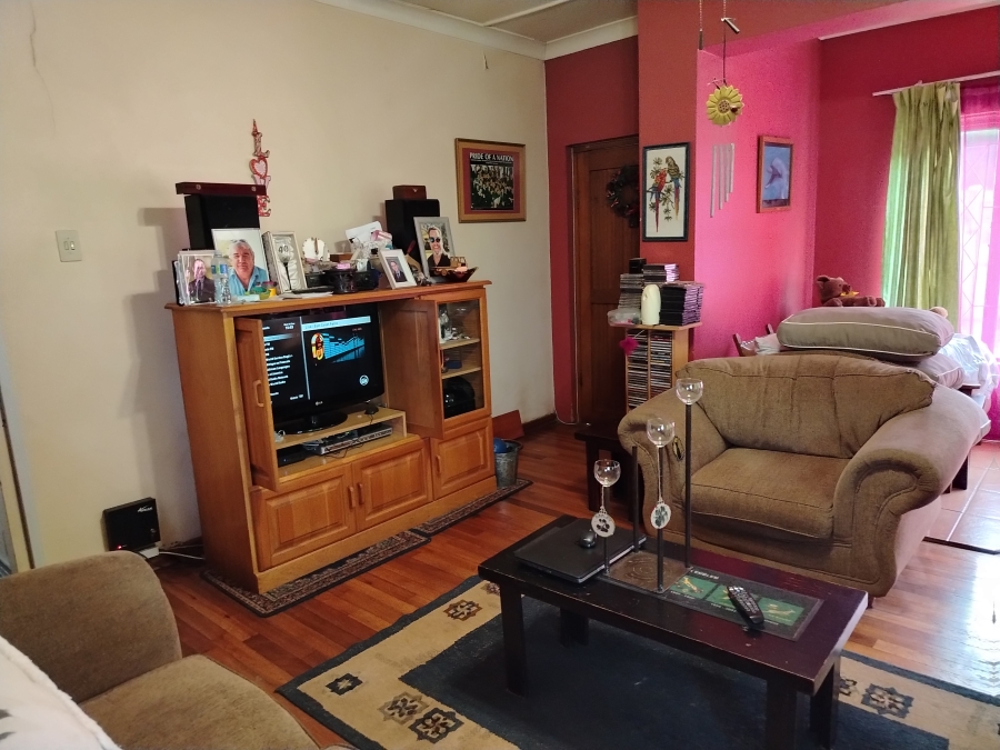 4 Bedroom Property for Sale in Yellowwood Park KwaZulu-Natal