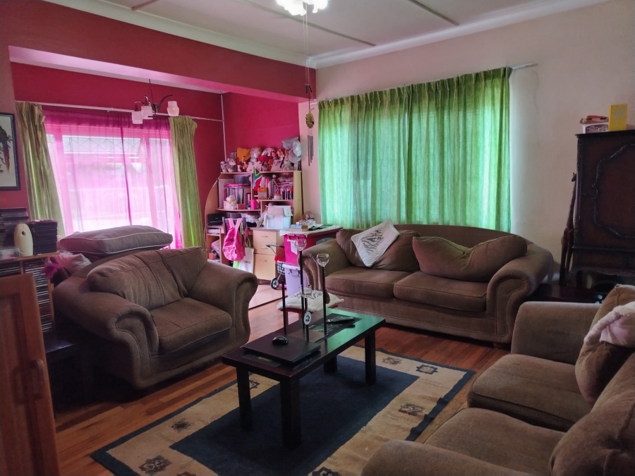 4 Bedroom Property for Sale in Yellowwood Park KwaZulu-Natal