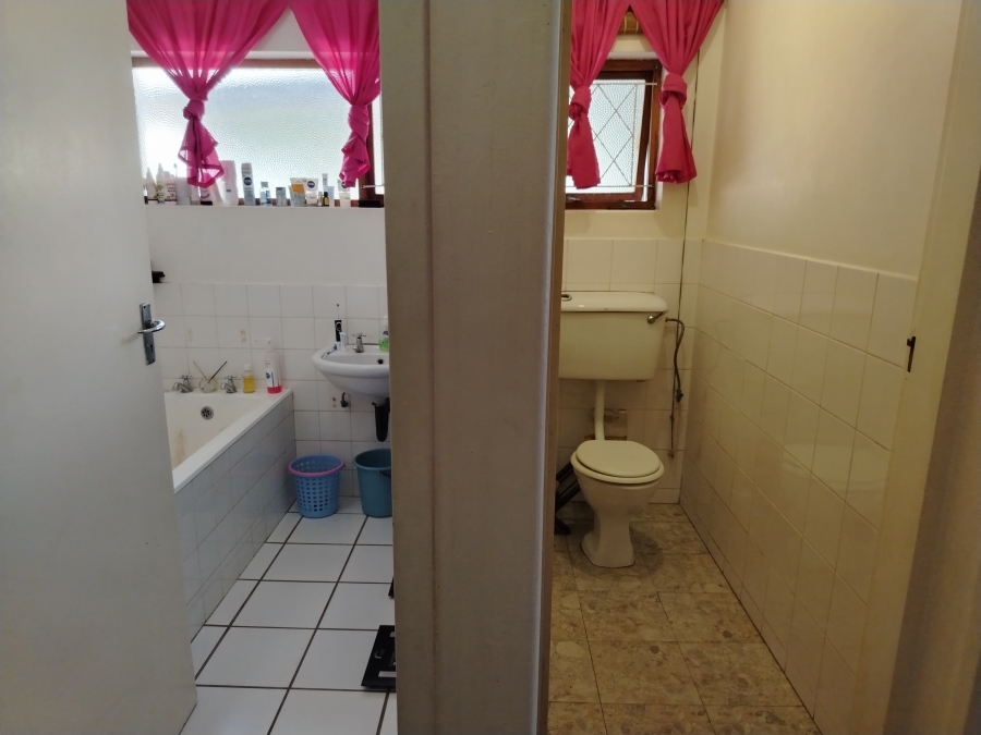 4 Bedroom Property for Sale in Yellowwood Park KwaZulu-Natal