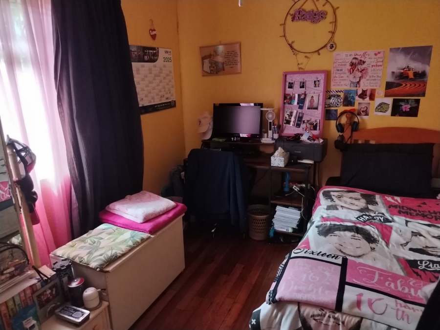 4 Bedroom Property for Sale in Yellowwood Park KwaZulu-Natal