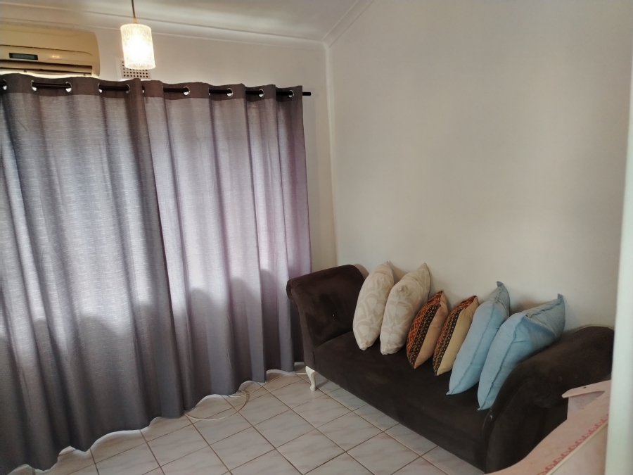 4 Bedroom Property for Sale in Yellowwood Park KwaZulu-Natal