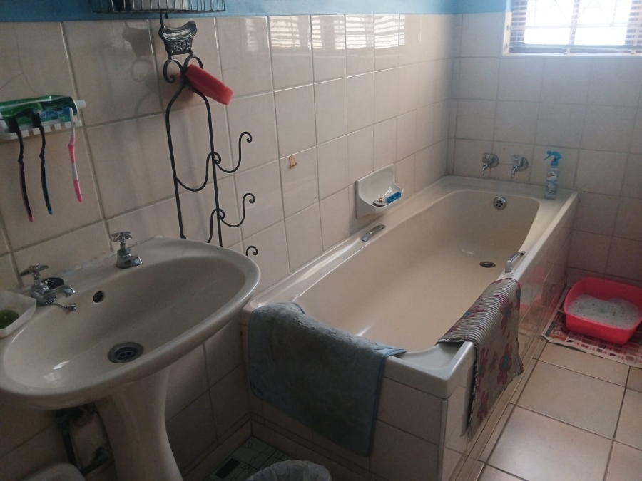 3 Bedroom Property for Sale in Empangeni Central KwaZulu-Natal