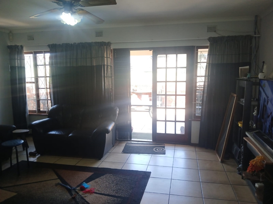 3 Bedroom Property for Sale in Empangeni Central KwaZulu-Natal
