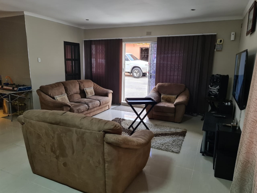 To Let 2 Bedroom Property for Rent in Hillary KwaZulu-Natal