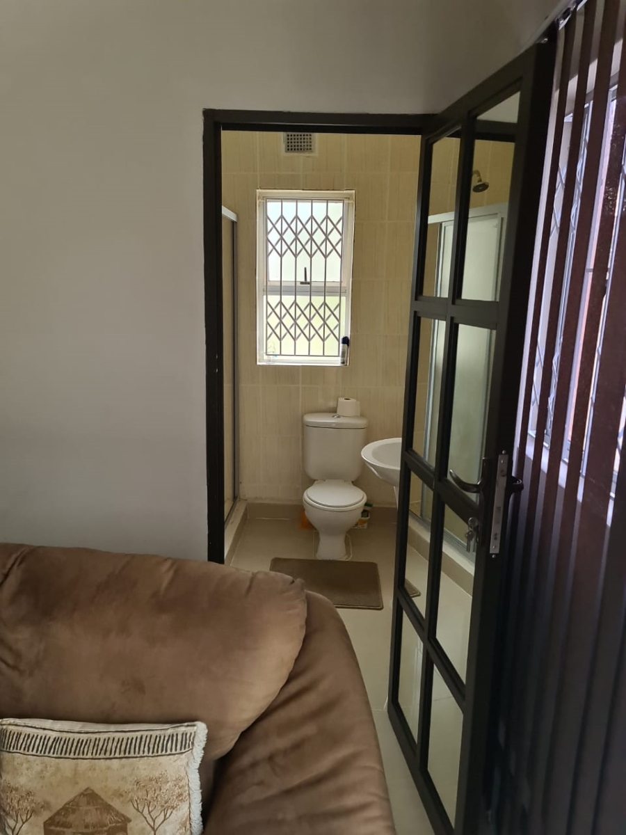 To Let 2 Bedroom Property for Rent in Hillary KwaZulu-Natal