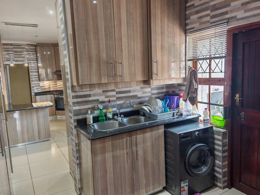 5 Bedroom Property for Sale in Atholl Heights KwaZulu-Natal