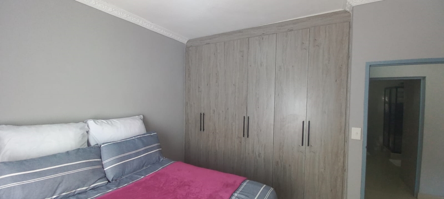 2 Bedroom Property for Sale in Morningside KwaZulu-Natal