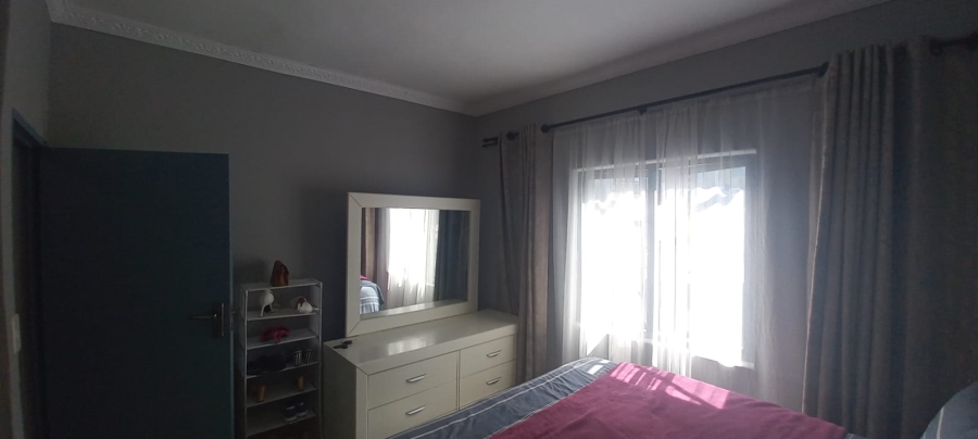 2 Bedroom Property for Sale in Morningside KwaZulu-Natal