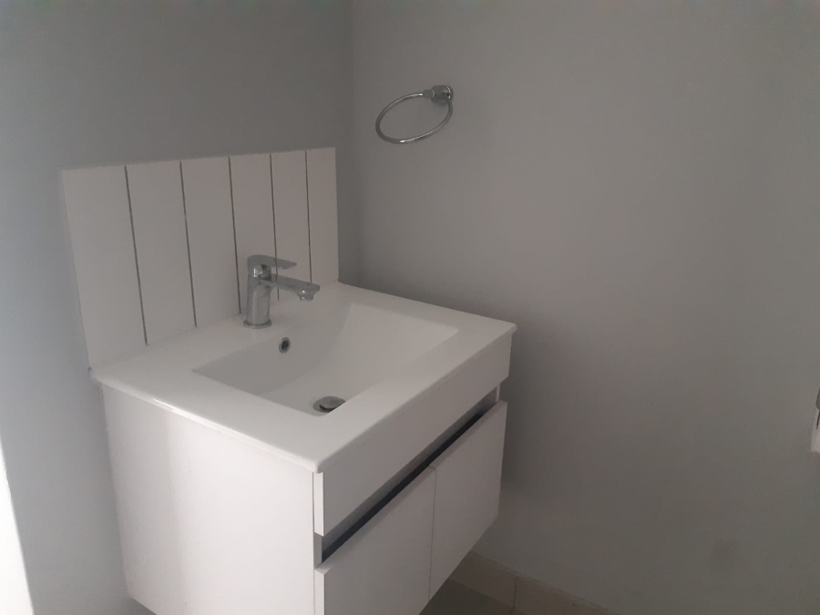 To Let 1 Bedroom Property for Rent in Emberton Estate KwaZulu-Natal