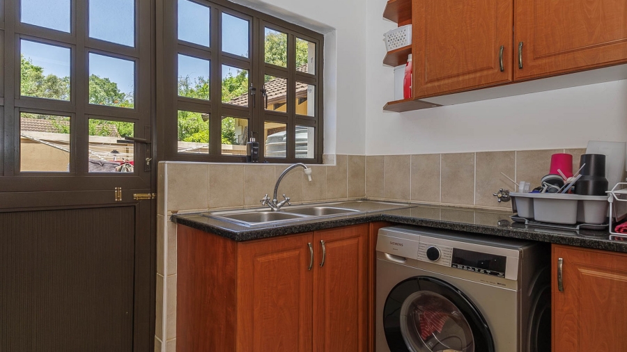 3 Bedroom Property for Sale in Clifton Hill Estate KwaZulu-Natal