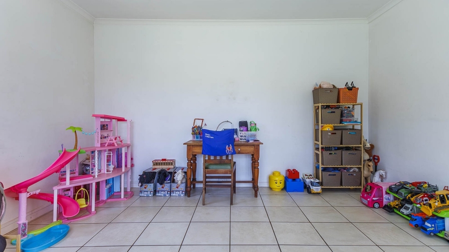 3 Bedroom Property for Sale in Clifton Hill Estate KwaZulu-Natal