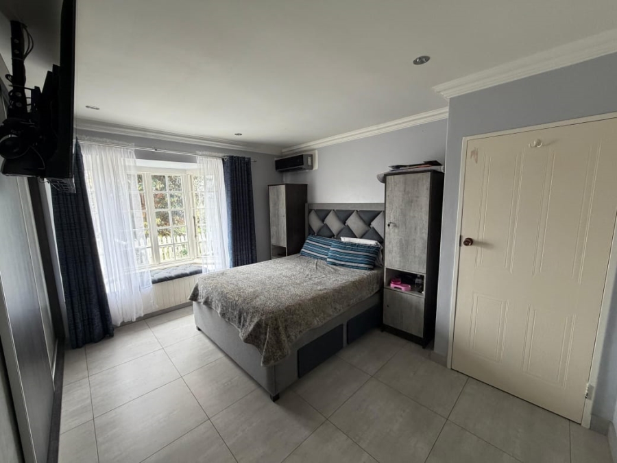 3 Bedroom Property for Sale in Sherwood KwaZulu-Natal