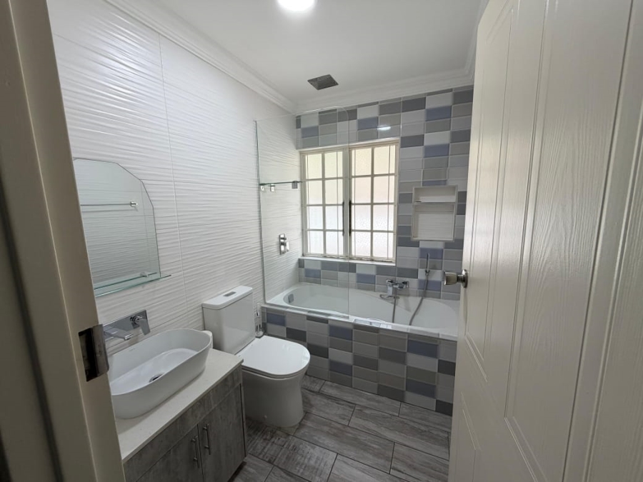 3 Bedroom Property for Sale in Sherwood KwaZulu-Natal