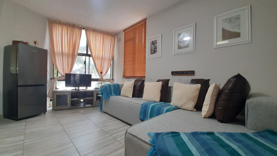 To Let 2 Bedroom Property for Rent in Compensation Beach KwaZulu-Natal