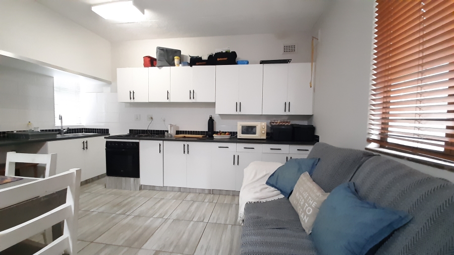 To Let 2 Bedroom Property for Rent in Compensation Beach KwaZulu-Natal