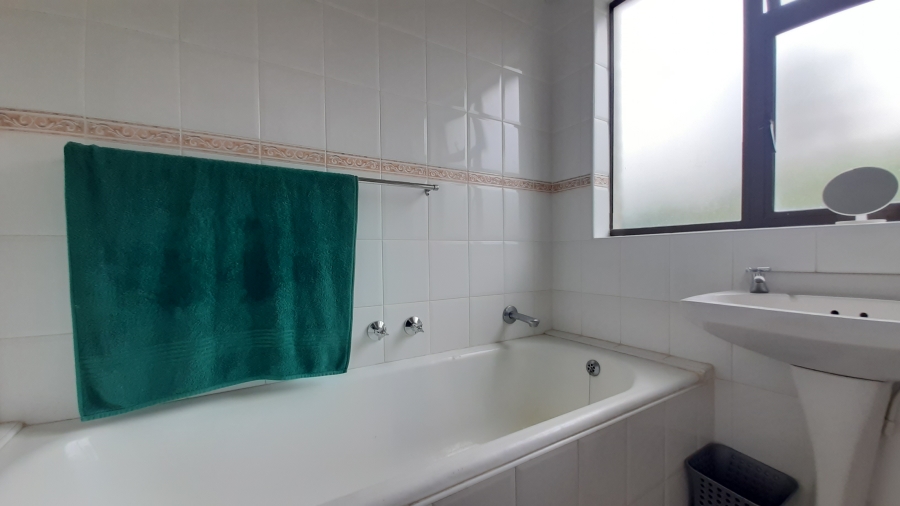 To Let 2 Bedroom Property for Rent in Compensation Beach KwaZulu-Natal