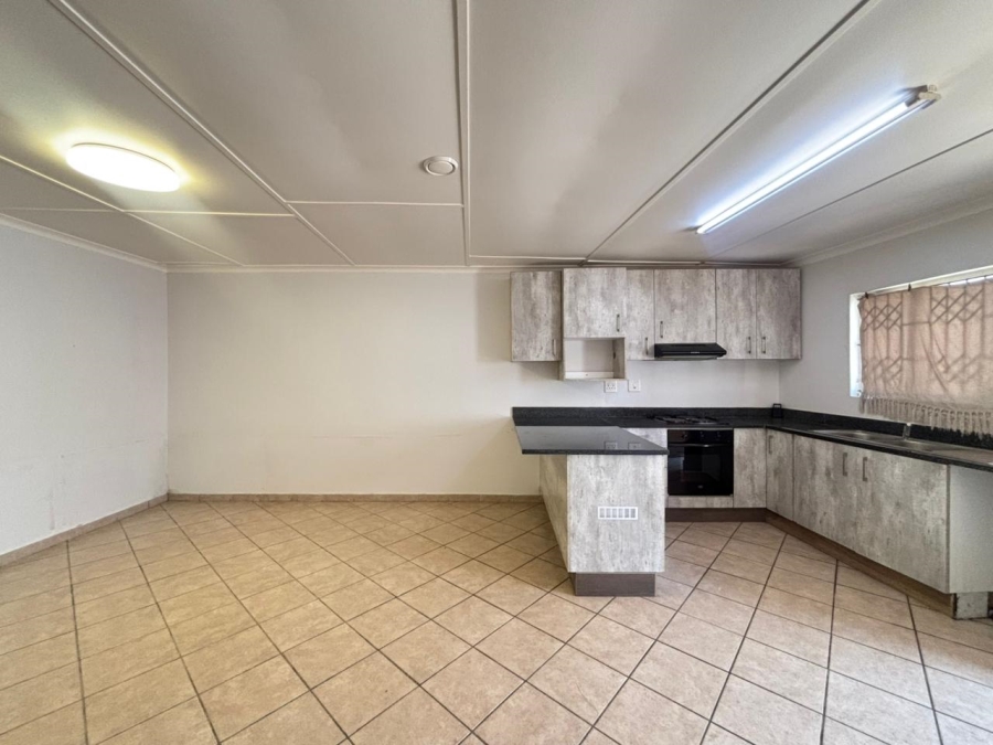 To Let 2 Bedroom Property for Rent in Overport KwaZulu-Natal