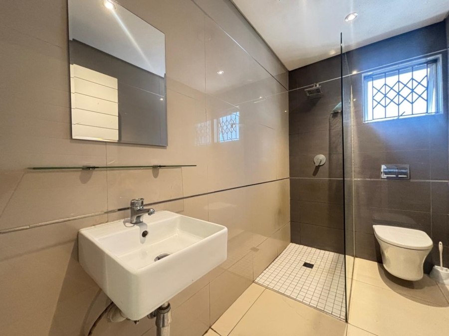 To Let 2 Bedroom Property for Rent in Overport KwaZulu-Natal