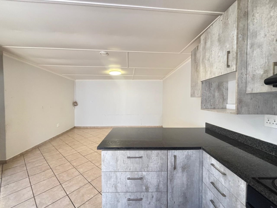 To Let 2 Bedroom Property for Rent in Overport KwaZulu-Natal
