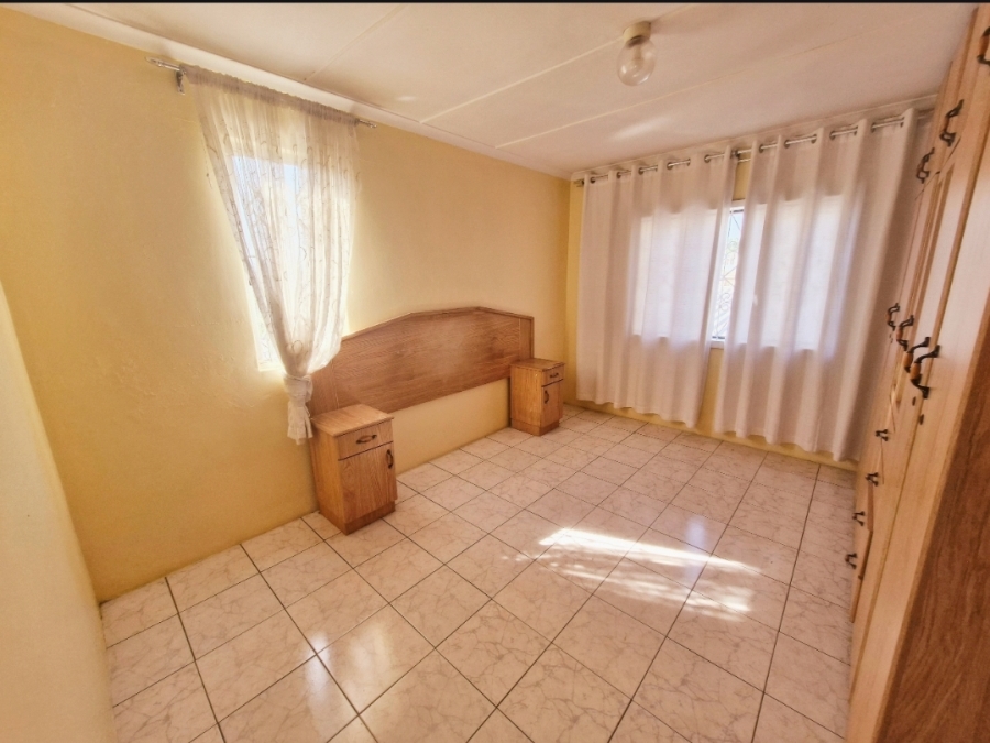 To Let 5 Bedroom Property for Rent in Forest Haven KwaZulu-Natal