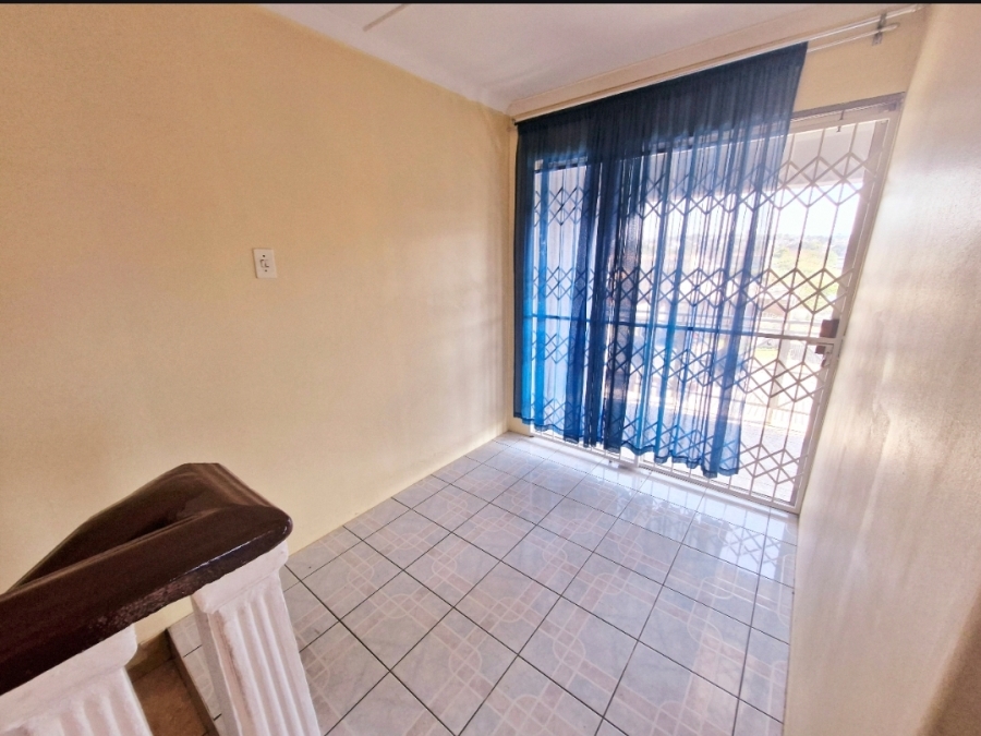 To Let 5 Bedroom Property for Rent in Forest Haven KwaZulu-Natal