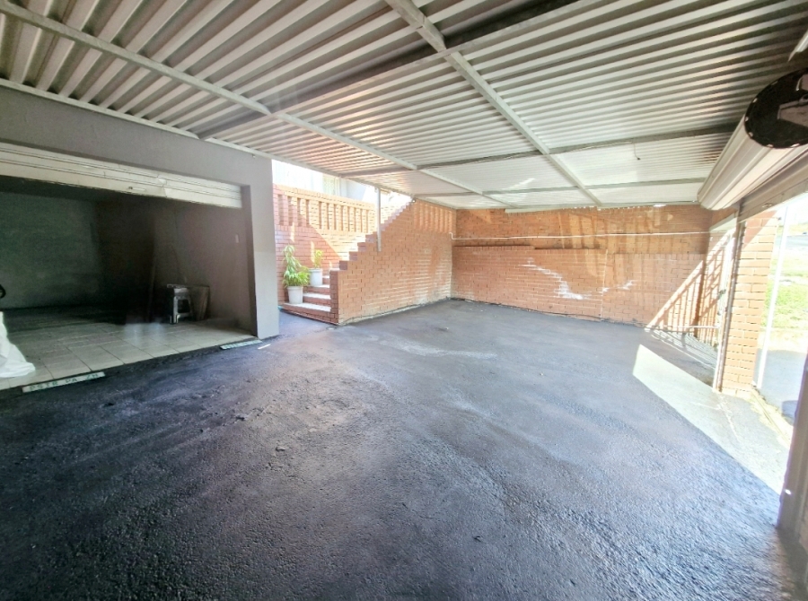 To Let 5 Bedroom Property for Rent in Forest Haven KwaZulu-Natal