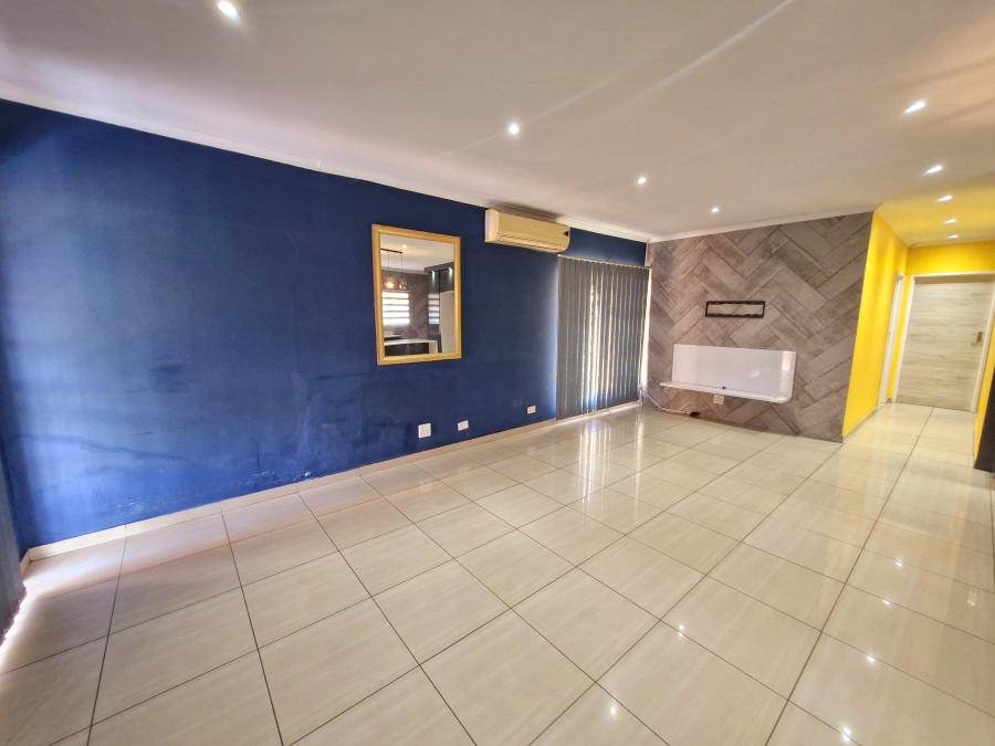3 Bedroom Property for Sale in Centenary Park KwaZulu-Natal