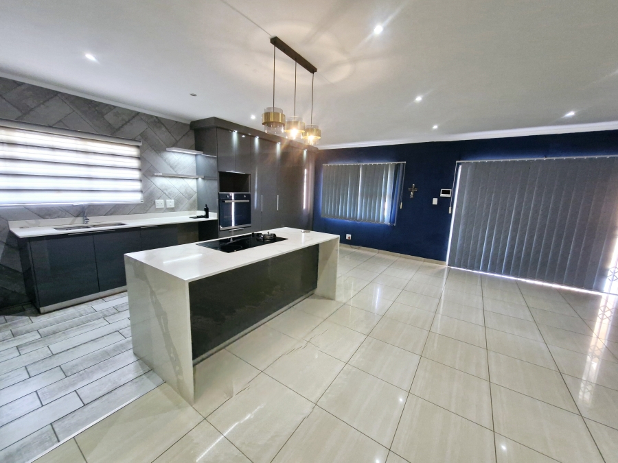 3 Bedroom Property for Sale in Centenary Park KwaZulu-Natal