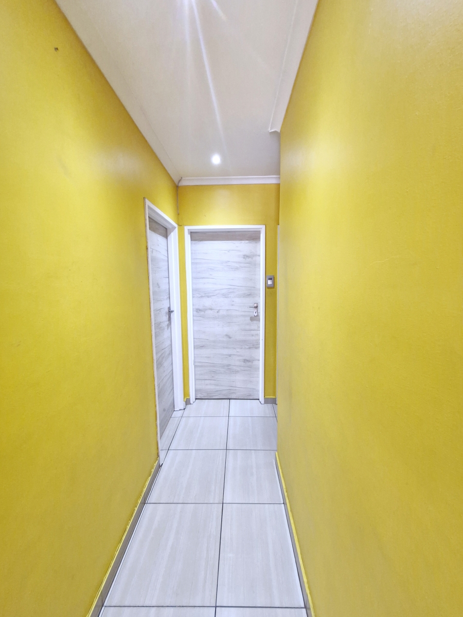 3 Bedroom Property for Sale in Centenary Park KwaZulu-Natal